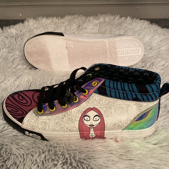 NWOT-The nightmare before Christmas tennis shoes - Picture 4 of 8